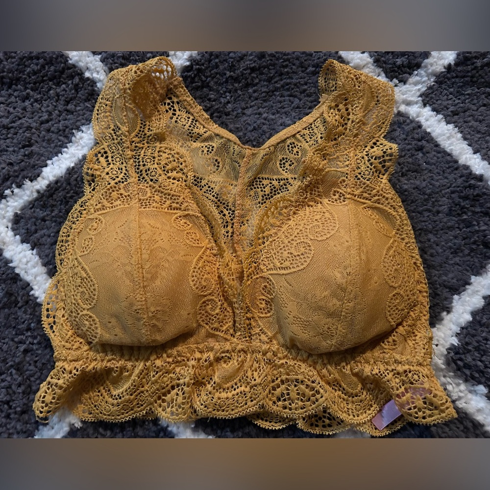 💛 Lace Bralette in Mustard Yellow Size XS 💛